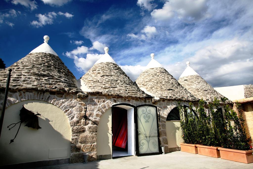 Masseria Quis Ut Deus Crispiano Exterior photo