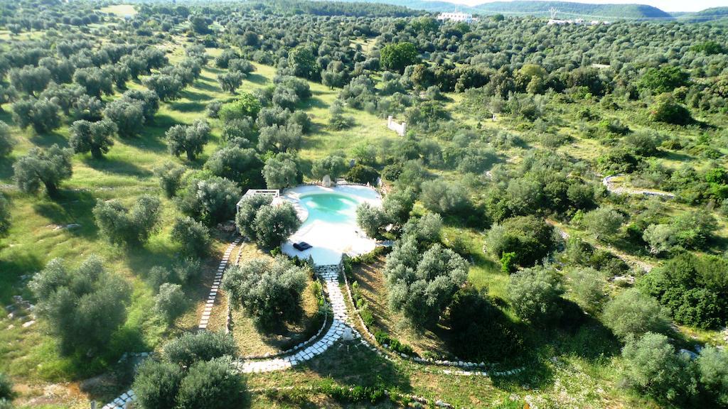 Masseria Quis Ut Deus Crispiano Exterior photo