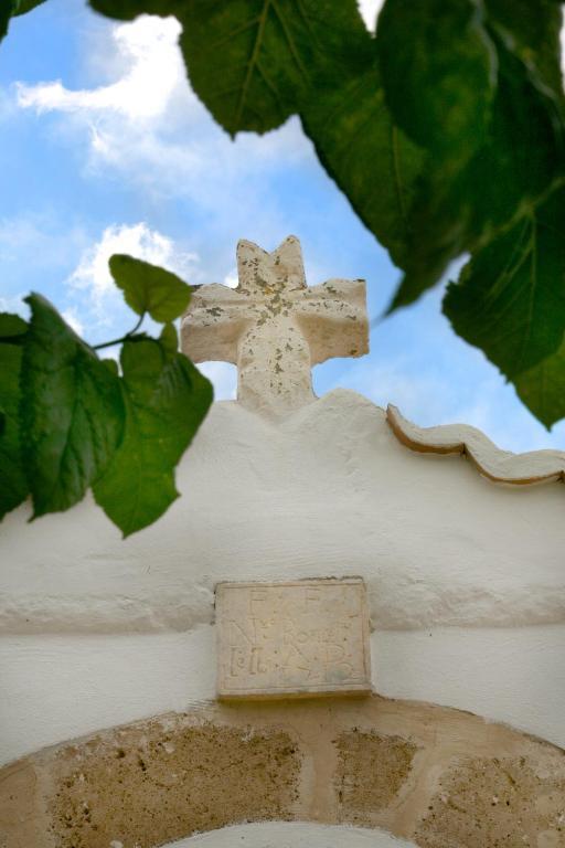 Masseria Quis Ut Deus Crispiano Exterior photo